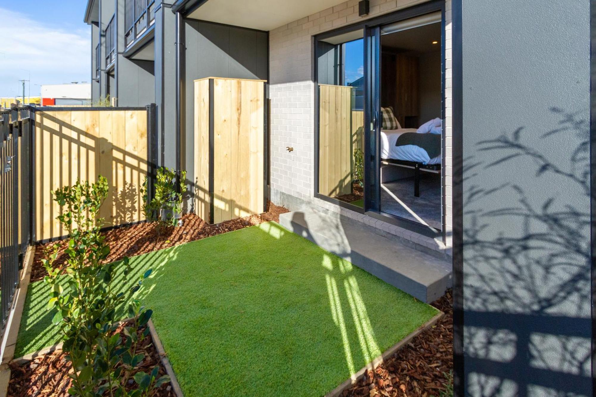 Single Level Studio Escape On Wilmer St - Central Christchurch Exterior photo