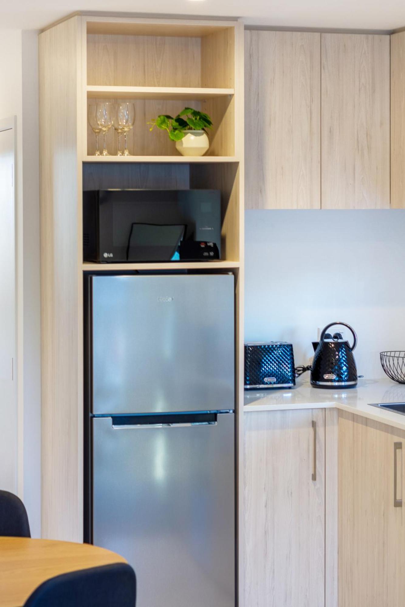 Single Level Studio Escape On Wilmer St - Central Christchurch Exterior photo